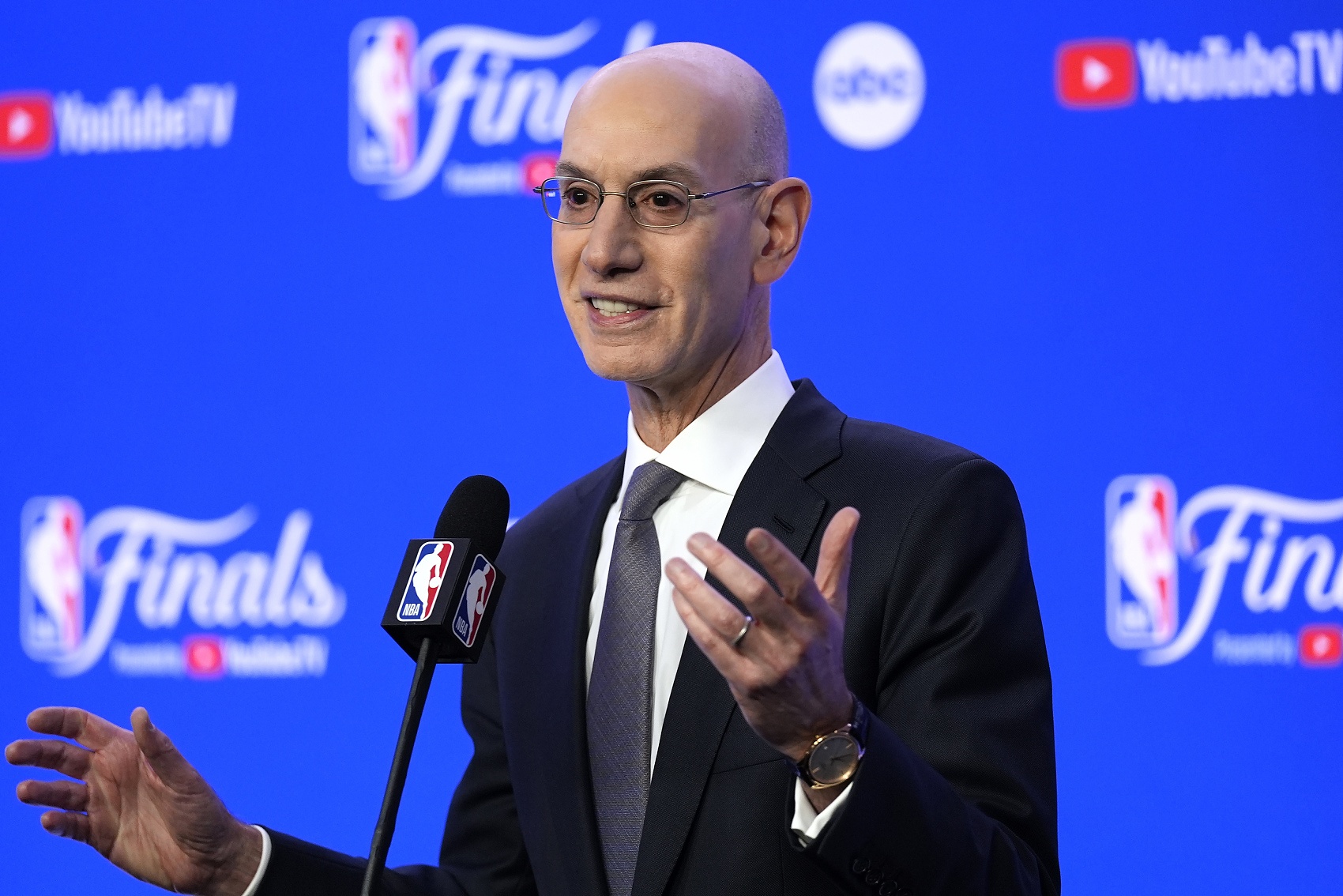 760亿美记：一旦达成转播协议 NBA预计会将注意力转到扩军上